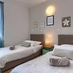 Augusta 펜션 Tomisici
