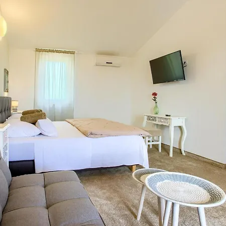 Holiday home Augusta *